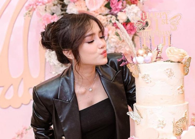 Fuji An Target Menikah Tahun Ini Jomblo Pun Siap – Aksara Lokal Fuji An Target Menikah Tahun Ini, Jomblo Pun Siap!