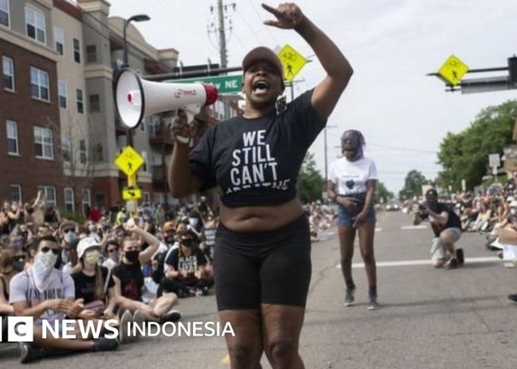 Agen ICE Tembak Mati Warga Kerusuhan Kembali Pecah di Minneapolis – Aksara Lokal Agen ICE Tembak Mati Warga, Kerusuhan Kembali Pecah di Minneapolis