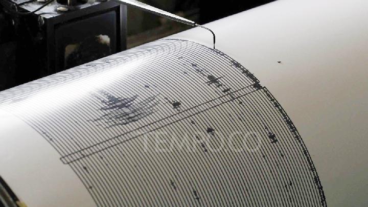 Gempa Bantul M44 Guncang Warga Panik Keluar Rumah – Aksara Lokal Gempa Bantul M4,4 Guncang, Warga Panik Keluar Rumah