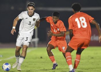 Dion Markx Gabung, Bojan Hodak Ungkap Masa Depan Klub