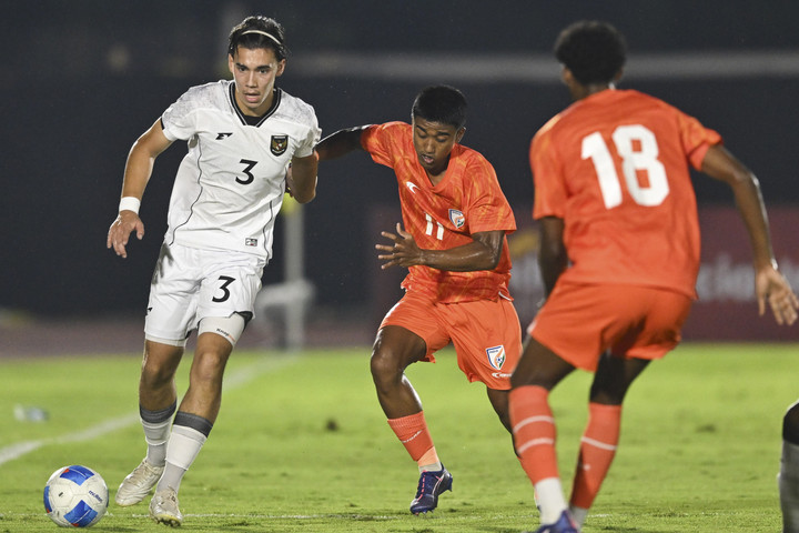 Dion Markx Gabung Bojan Hodak Ungkap Masa Depan Klub – Aksara Lokal Dion Markx Gabung, Bojan Hodak Ungkap Masa Depan Klub