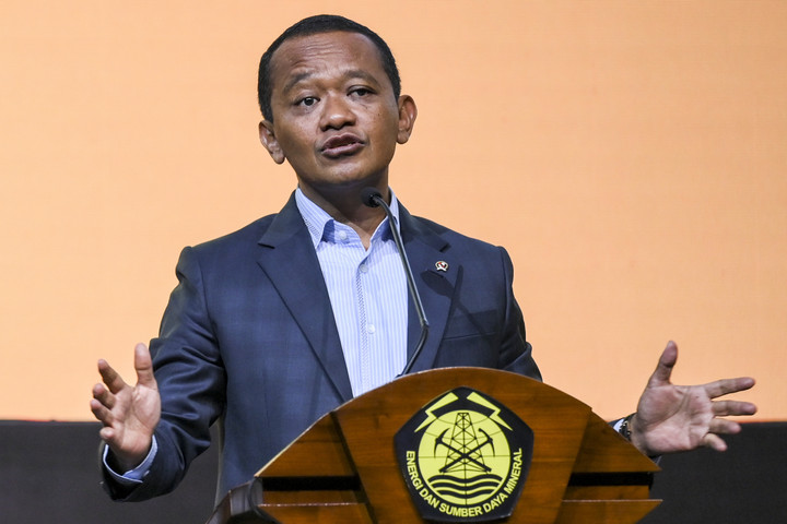 Bahlil Resmi Tetapkan Harga Minimum Timah – Aksara Lokal Bahlil Resmi Tetapkan Harga Minimum Timah!