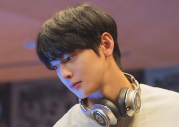 Cha Eun Woo Tersandung Pajak Karier Terancam – Aksara Lokal Cha Eun Woo Tersandung Pajak: Karier Terancam?