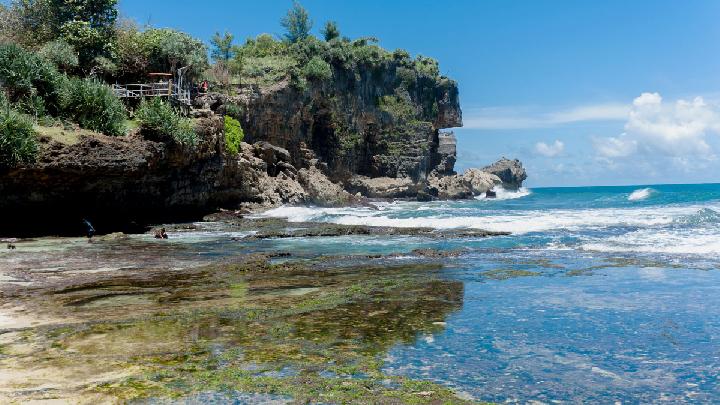 Tol Bantul-Gunungkidul Buka 2026 Pariwisata Melejit – Aksara Lokal Tol Bantul-Gunungkidul: Buka 2026, Pariwisata Melejit!