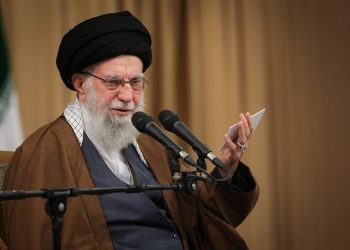Ancaman Nyawa Khamenei: Iran Ultimatum Perang, Dunia Tegang