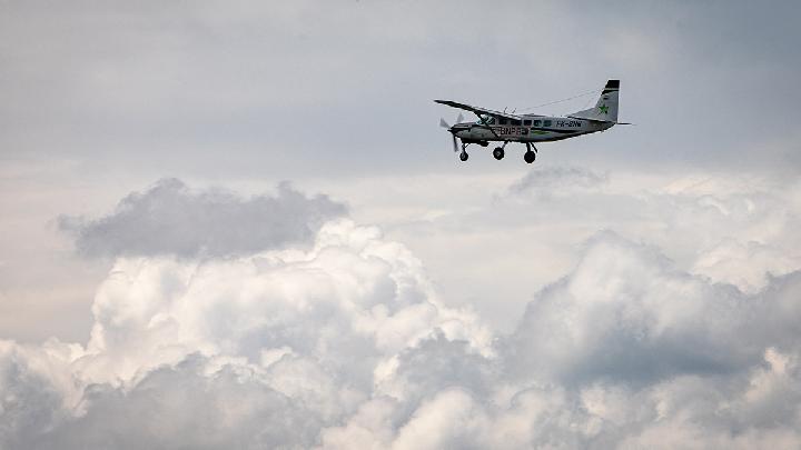 Operasi Modifikasi Cuaca Jakarta-Jabar 5 Pesawat Siaga – Aksara Lokal Operasi Modifikasi Cuaca Jakarta-Jabar: 5 Pesawat Siaga