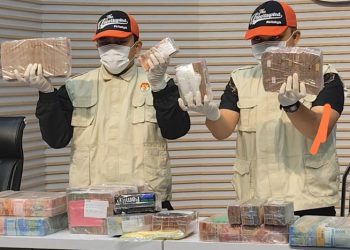 KPK Temukan Uang Karungan Ratusan Juta Saat OTT Pati