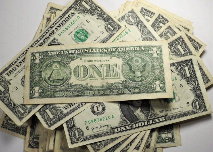 Kok Bisa? Rupiah Terpuruk Walau Dolar AS Melemah! Ini Dalangnya