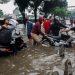 Banjir Jakarta 85 RT Terendam Air Capai 210cm – Aksara Lokal Banjir Jakarta: 85 RT Terendam, Air Capai 210cm