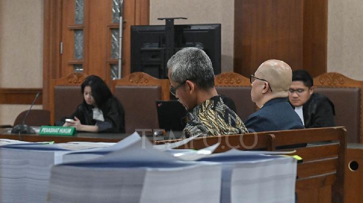 Skandal Korupsi Taspen PT IIM Didakwa Raup Rp 4122 Miliar – Aksara Lokal Skandal Korupsi Taspen: PT IIM Didakwa Raup Rp 41,22 Miliar