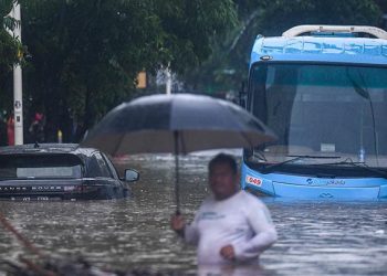 Transjakarta Banjir: Ini Penjelasan Terbaru!