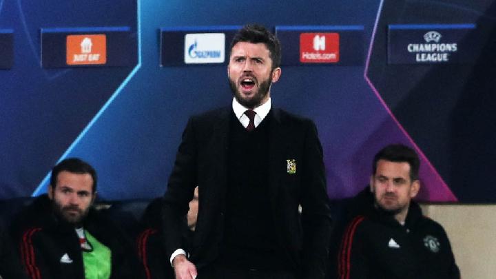 Roy Keane MU Butuh Pelatih Lebih Hebat dari Michael Carrick – Aksara Lokal Roy Keane: MU Butuh Pelatih Lebih Hebat dari Michael Carrick