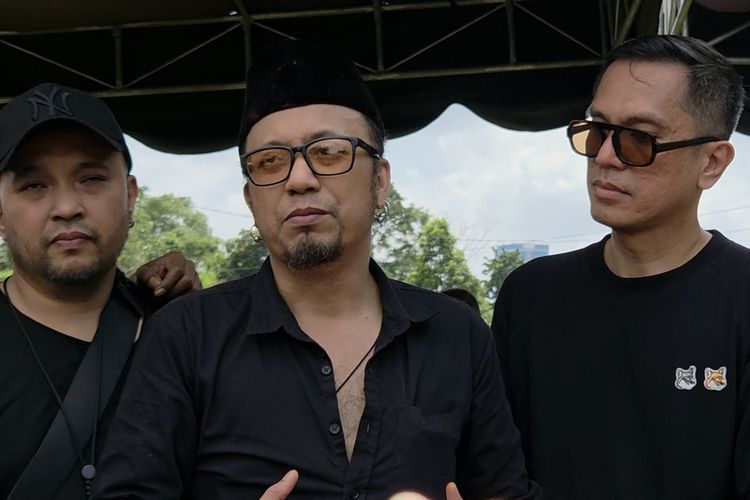 Akhirnya Terungkap Alasan Lucky Widja Rahasiakan Sakit 2 Tahun – Aksara Lokal Akhirnya Terungkap! Alasan Lucky Widja Rahasiakan Sakit 2 Tahun