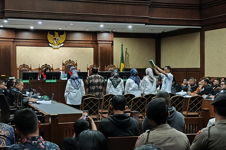 Uang Saku Pejabat Kemnaker ke LN dari Pemerasan K3 Terbongkar – Aksara Lokal Uang Saku Pejabat Kemnaker ke LN dari Pemerasan K3 Terbongkar