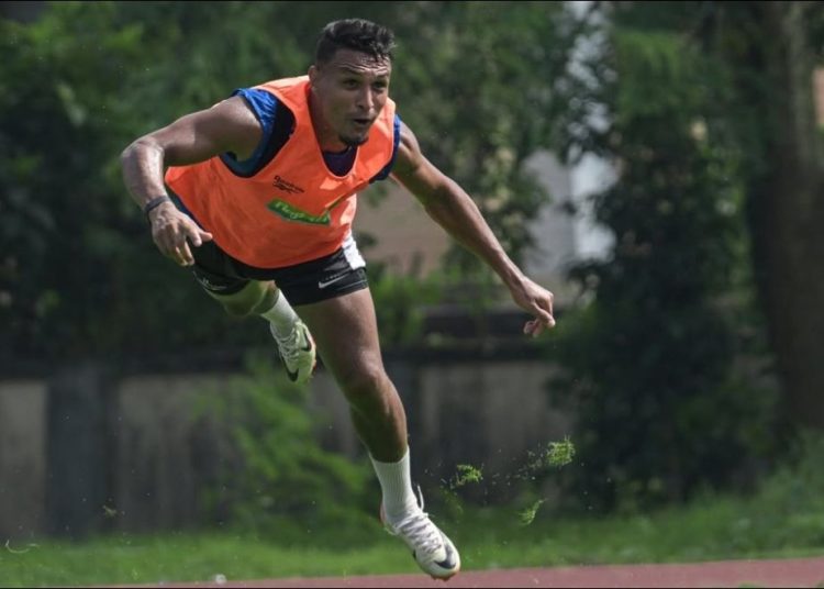 Saingi Gustavo Almeida, Intip Skill Alaeddine Ajaraie Calon Bomber Persija