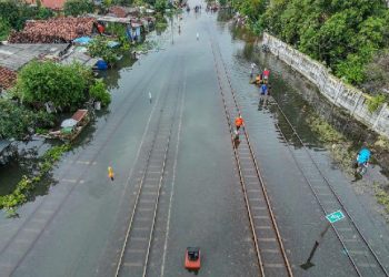Banjir Meluas, 23 Perjalanan Kereta Api KAI Kembali Dibatalkan