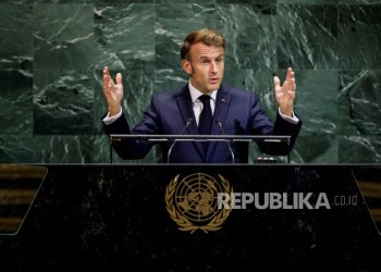 Lawan Ancaman Tarif AS, Macron Siapkan Bazoka Perdagangan Uni Eropa