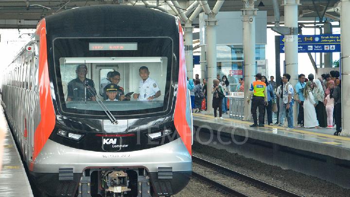 KCI Upayakan Perluasan Rute KRL Commuter Line hingga Cikampek – Aksara Lokal KCI Upayakan Perluasan Rute KRL Commuter Line hingga Cikampek