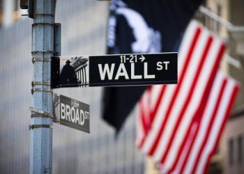 AS-Eropa Akur, Wall Street Melambung Tinggi!