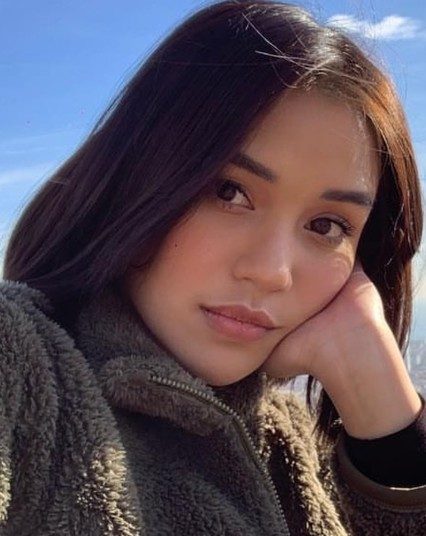 Lula Lahfah: Multitalenta, Dari Medsos ke Bintang Film