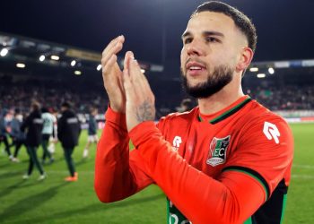 Calvin Verdonk Bawa Lille ke Playoff 16 Besar Liga Europa