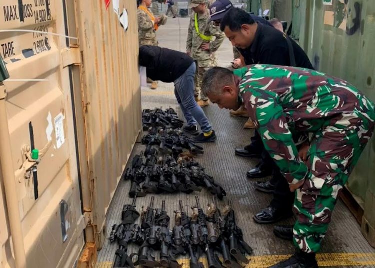 Menkeu Purbaya Ungkap Alasan Bea Cukai Segel Gerai Perhiasan Mewah