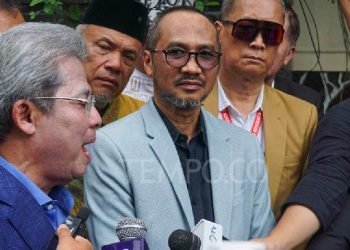 Abraham Samad ke Prabowo: Kembalikan UU KPK!