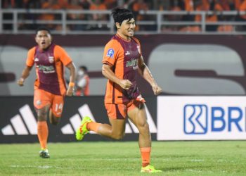Borneo FC Bungkam PSIM: Gol Menit Akhir Dramatis!