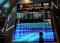 IHSG, Rupiah, Saham Asia Anjlok! Pasar Tertekan Hari Ini.