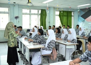 Nasihati Siswa Guru Pamulang Dipolisikan Perbaiki Ekosistem Pendidikan – Aksara Lokal Nasihati Siswa, Guru Pamulang Dipolisikan! Perbaiki Ekosistem Pendidikan!