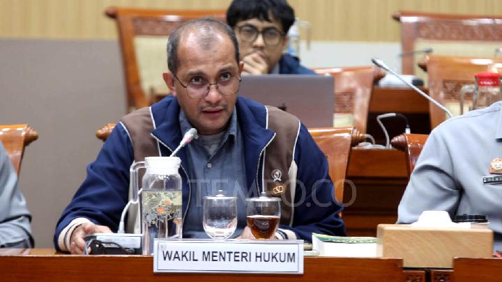 Eddy Hiariej Tegaskan Pembelaan Hogi Minaya Terpaksa – Aksara Lokal Eddy Hiariej Tegaskan: Pembelaan Hogi Minaya Terpaksa