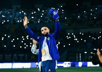 Kurzawa Terkesima Bobotoh Siap Tempur Bersama Persib Bandung – Aksara Lokal Kurzawa Terkesima Bobotoh, Siap Tempur Bersama Persib Bandung!
