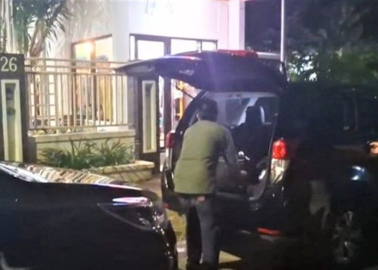 KPK Geledah Rumah Ketua PBSI Kota Madiun Terkait Kasus Maidi