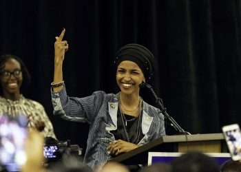 Ilhan Omar Disiram Cairan Misterius, DPR AS Murka