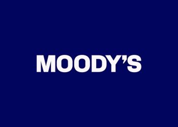 Efek Moody’s Pangkas Outlook RI Mulai Hantam Lembaga Keuangan