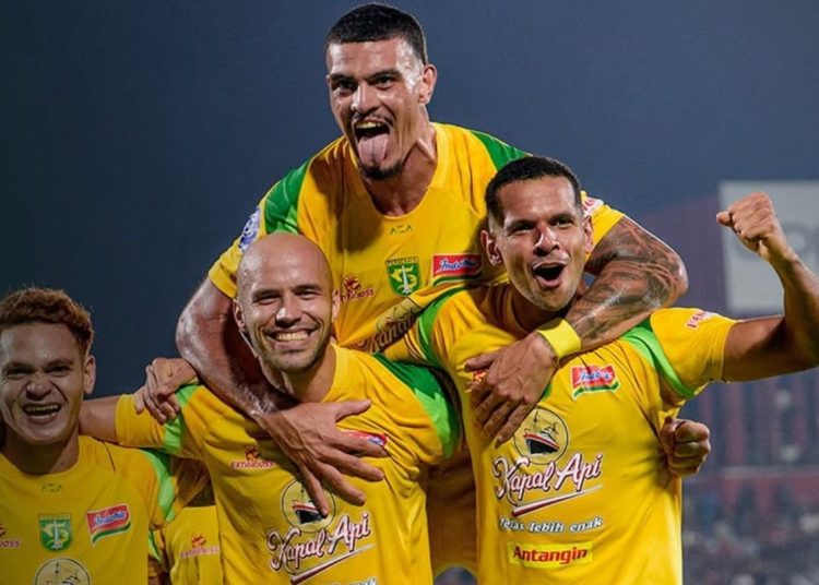 Mitrevski: Bek Dadakan! Gol Spektakuler Persebaya Hantam Bali