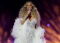 Mariah Carey Pamer Berlian Rp252 M di Olimpiade Milan 2026 – Aksara Lokal Mariah Carey Pamer Berlian Rp252 M di Olimpiade Milan 2026