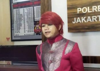 Pesulap Merah: Chat Dibongkar Ibu Mertua, Tika Hancur Jelang Operasi