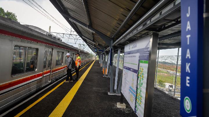 Resmi Beroperasi Stasiun Jatake Mulai Layani Penumpang Hari Ini – Aksara Lokal Resmi Beroperasi, Stasiun Jatake Mulai Layani Penumpang Hari Ini