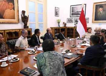 Prabowo Panggil Menteri Bahas SDA Kejutan Istana – Aksara Lokal Prabowo Panggil Menteri Bahas SDA: Kejutan Istana!