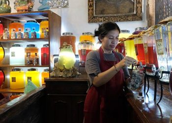 Resmi! Kemenperin Serahkan Izin Produksi Arak Bali ke Pemprov Bali