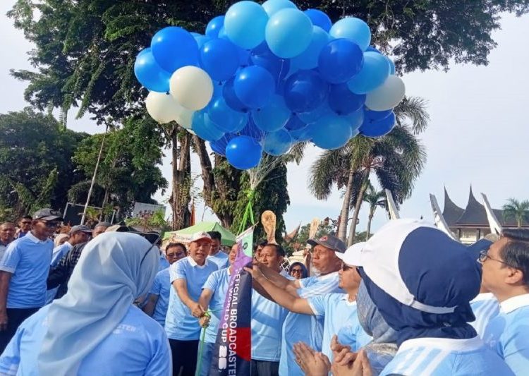 Sumbar Kick Off Piala Dunia 2026: Gubernur & Legenda Sepak Bola