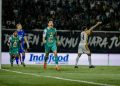 Persebaya Gagal Kalahkan 10 Pemain Justru Naik Peringkat – Aksara Lokal Persebaya Gagal Kalahkan 10 Pemain, Justru Naik Peringkat