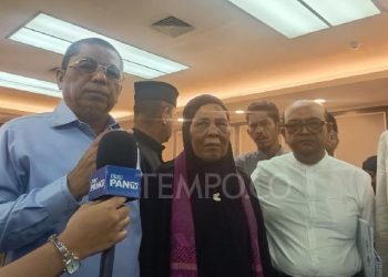 Air Mata Nenek Pejuang Tambang Ilegal Getarkan DPR