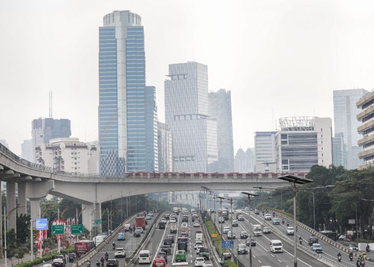 Penumpang LRT Jabodebek Melonjak 26 Kapasitas Mulai Capai Maksimal – Aksara Lokal Penumpang LRT Jabodebek Melonjak 26%, Kapasitas Mulai Capai Maksimal?