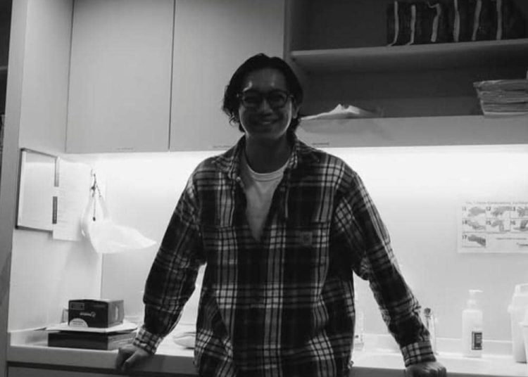 Momen manis istri Brandon Salim melahirkan anak pertama haru bahagia – Aksara Lokal Momen manis istri Brandon Salim melahirkan anak pertama, haru bahagia