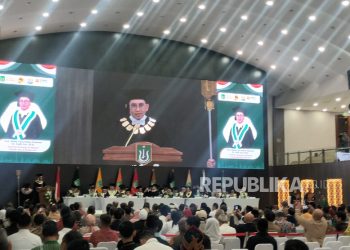 Fadli Zon Resmi Dikukuhkan Guru Besar Kehormatan Unas