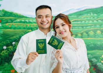 Reza SMASH nikah dengan Santi Febrianti di KUA, langsung berboncengan pakai moge