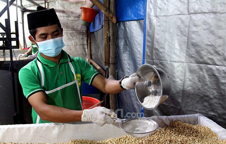 Kedelai Surplus Tempe Tahu Aman Hingga Lebaran – Aksara Lokal Kedelai Surplus: Tempe Tahu Aman Hingga Lebaran