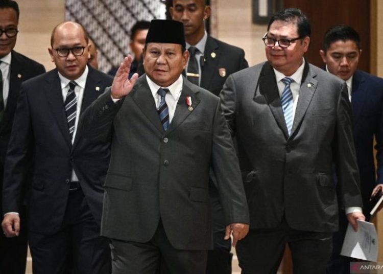 Prabowo Ultimatum Hukum Tak Boleh Jadi Senjata Politik – Aksara Lokal Prabowo Ultimatum: Hukum Tak Boleh Jadi Senjata Politik!
